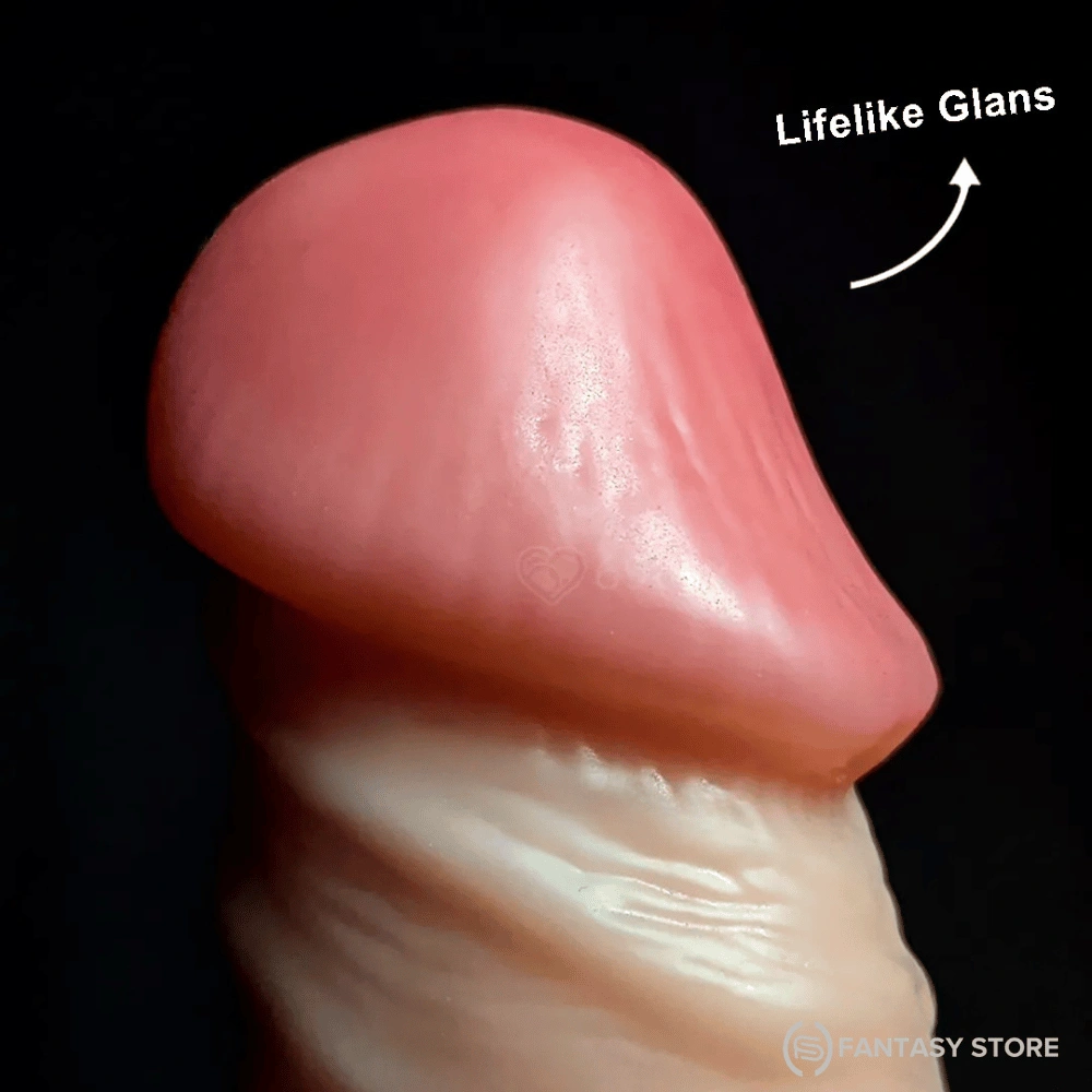 rideflex-strap-on-harness-dildo-lifelike-glans-closeup.webp Close-up of the RideFlex Strap-On Harness Dildo showing its realistic glans with a soft skin-like finish.